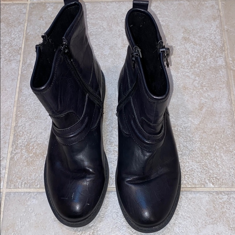 Nordstrom’s BP Black booties size 5 1/2